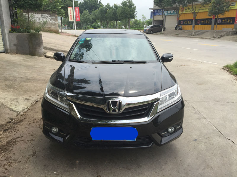 【泉州】2014年1月 本田 凌派 1.8 豪华版 黑色 自动档
