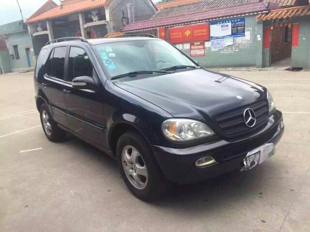 【广东】2002年6月 奔驰 m级 ml320 3.2 蓝色 自动档