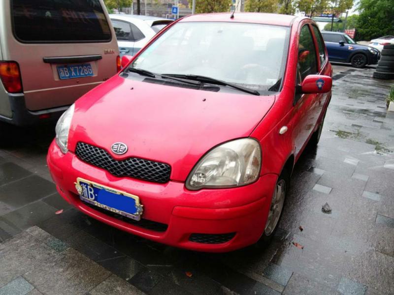 【宁波】2006年1月 一汽 威姿 威姿 05款 1.3l 手动 红色 手动挡