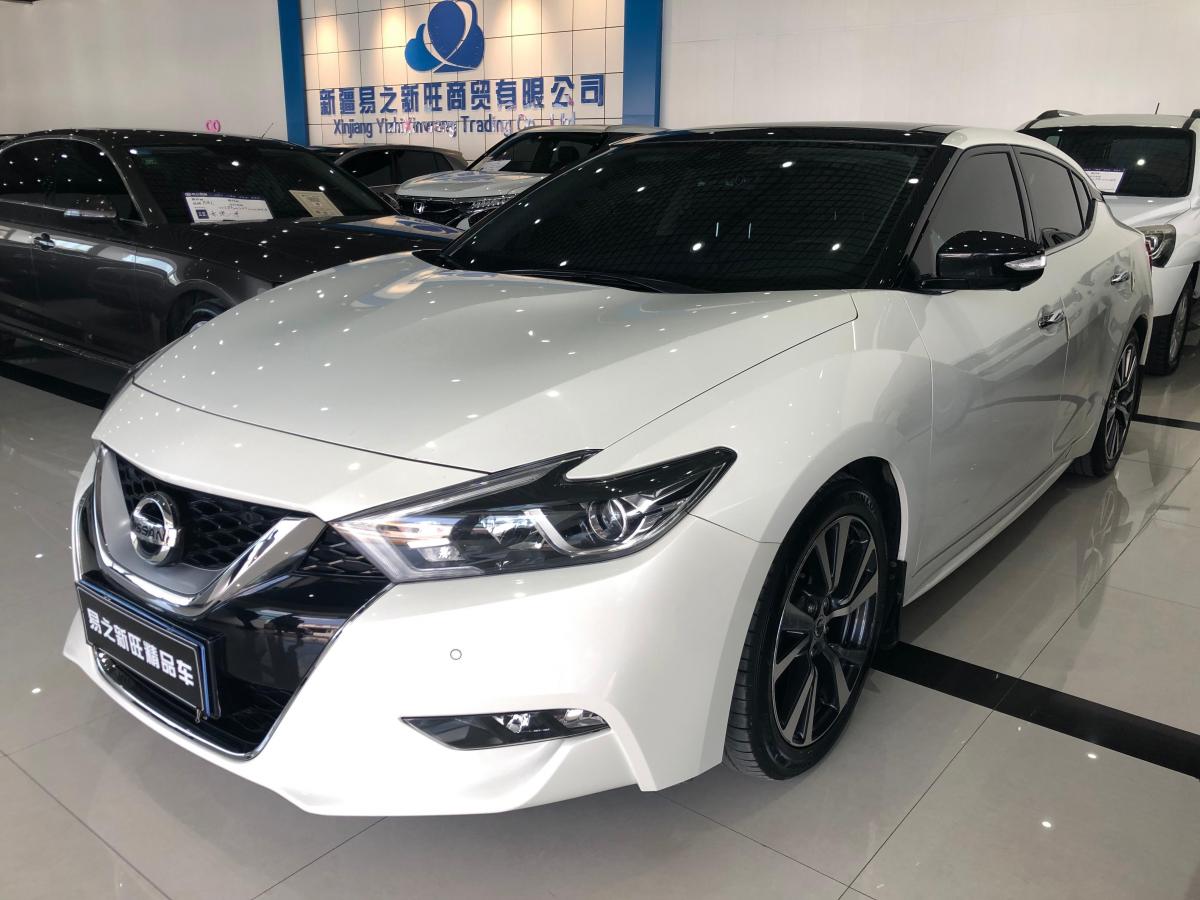 乌鲁木齐2016年6月日产西玛2016款25lxv至尊版白色自动档