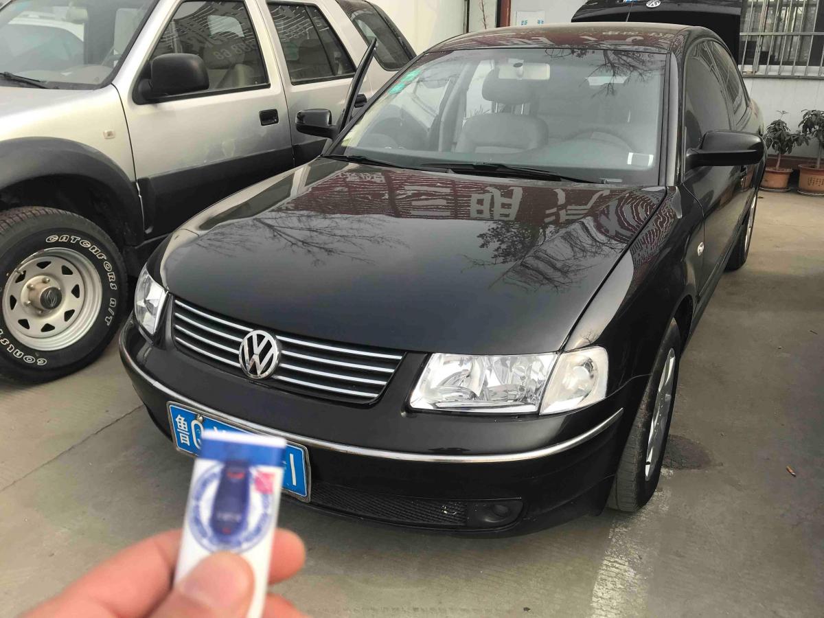 临沂2007年12月大众帕萨特2007款20l手动基本型黑色手动挡