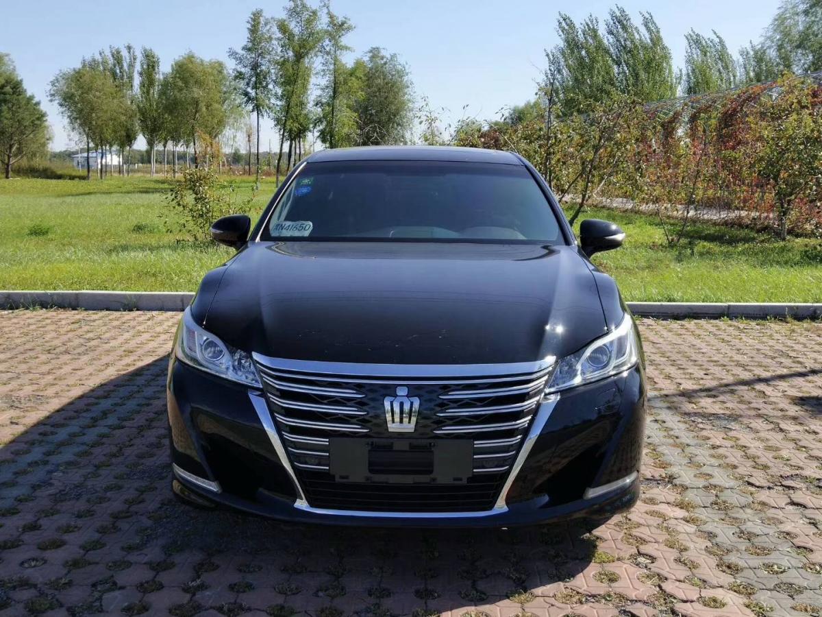 大庆2017年01月丰田皇冠2017款20t运动版