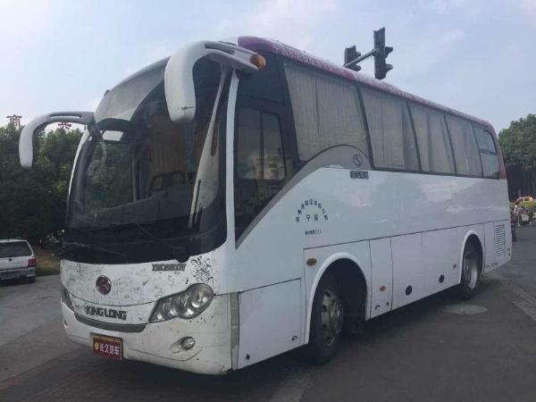 【宁波】2008年10月 金龙32座大客车 白色 手动挡