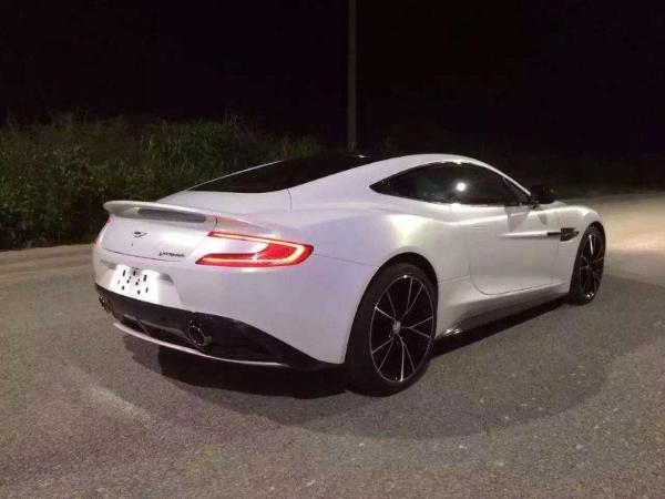 【深圳】2015年1月 阿斯顿马丁 vanquish 5.9 百年纪念版 白色 自动档