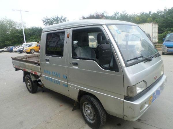 【四川】2008年1月 五菱pn双排油气两用拖板车 银灰 手动挡