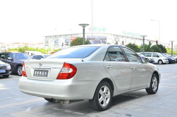 【上海】2004年3月 丰田 佳美 2.4 银灰 手自一体