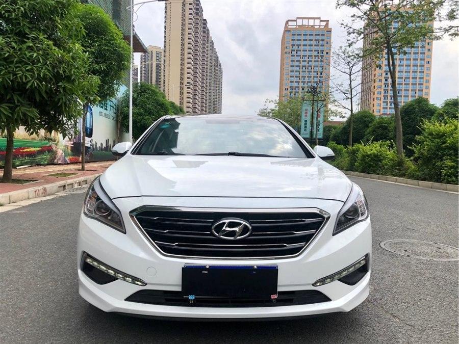 宁波2015年10月现代索纳塔2015款16tdlx尊贵型白色自动档