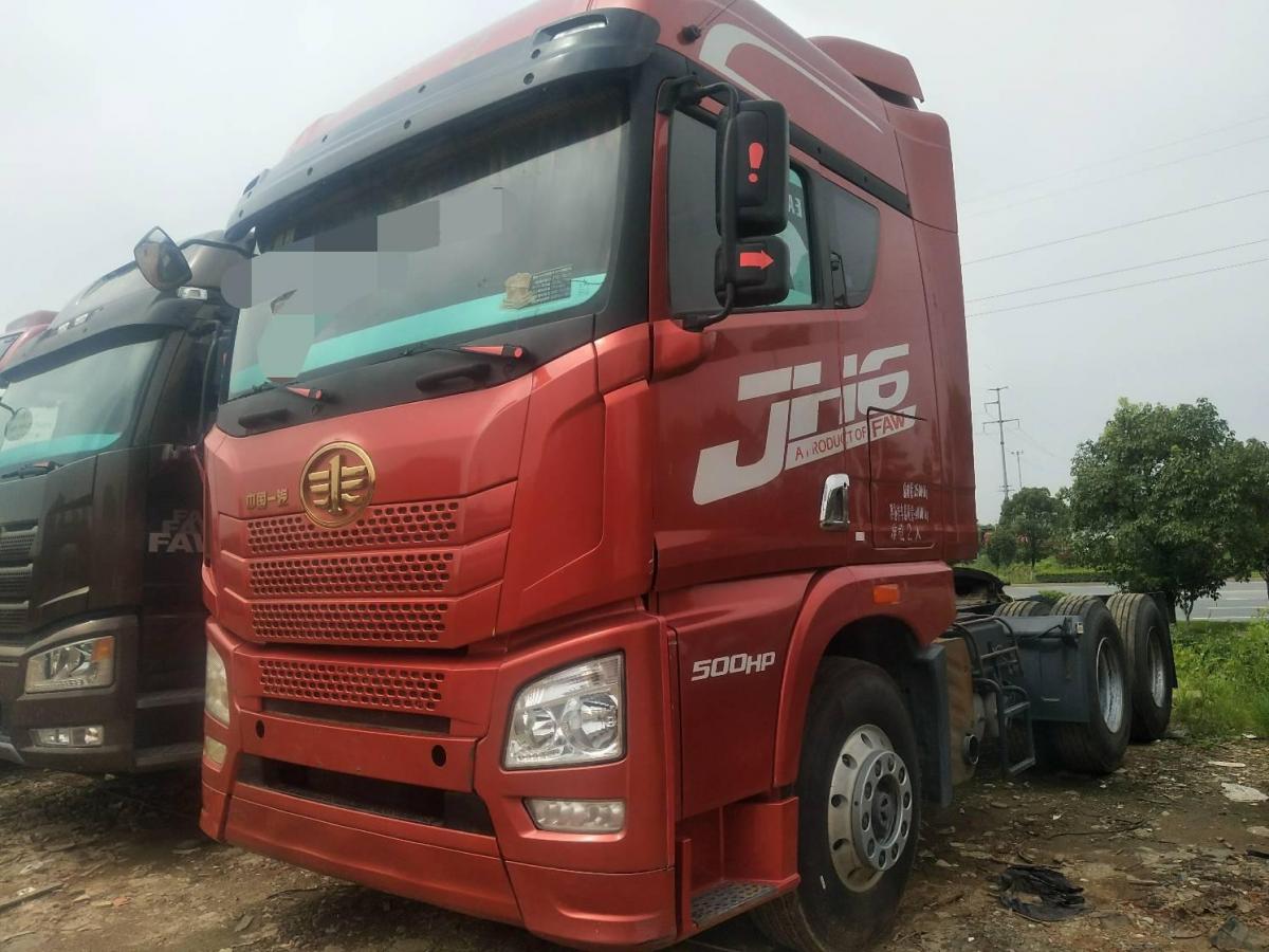 【玉林】2018年5月 解放jh6拖头,国五排放 红色 手动挡