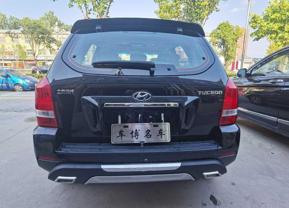 现代 途胜  2013款 2.0l 自动两驱舒适型图片