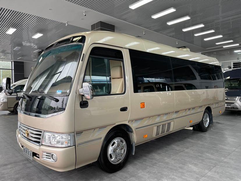 长沙2015年7月丰田丰田柯斯达12座至尊奢华版豪华客车考斯特中巴大巴