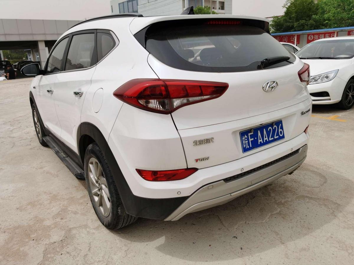 【淮北】2015年6月 现代 途胜 2015款 1.6t 双离合两驱智能型 自动档