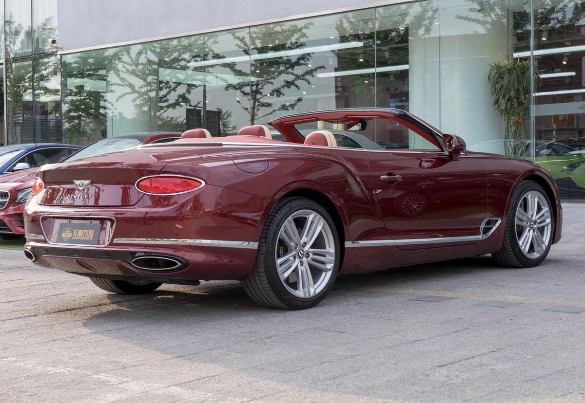 宾利 欧陆  2019款 6.0t gt w12 敞篷版图片