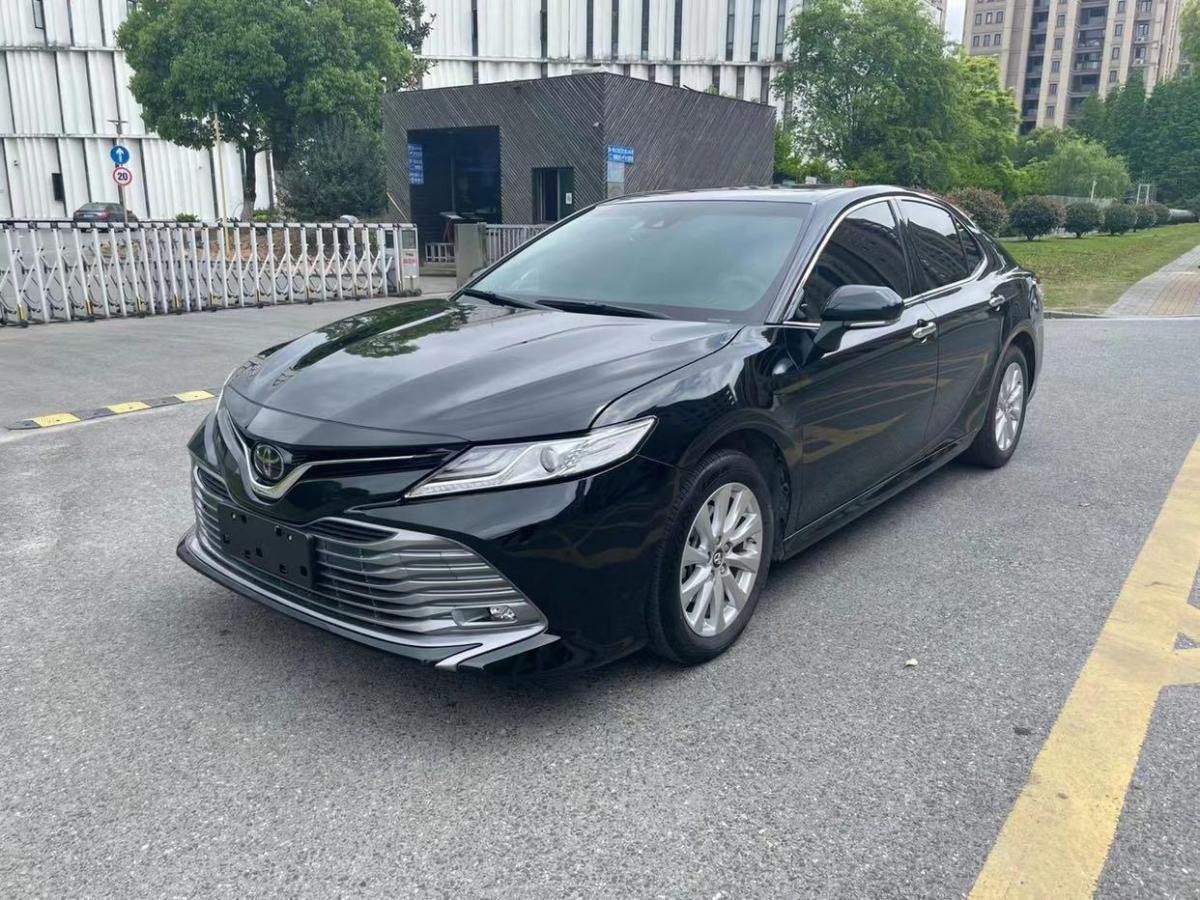 宁波2020年09月丰田凯美瑞2021款20g豪华版黑色自动档