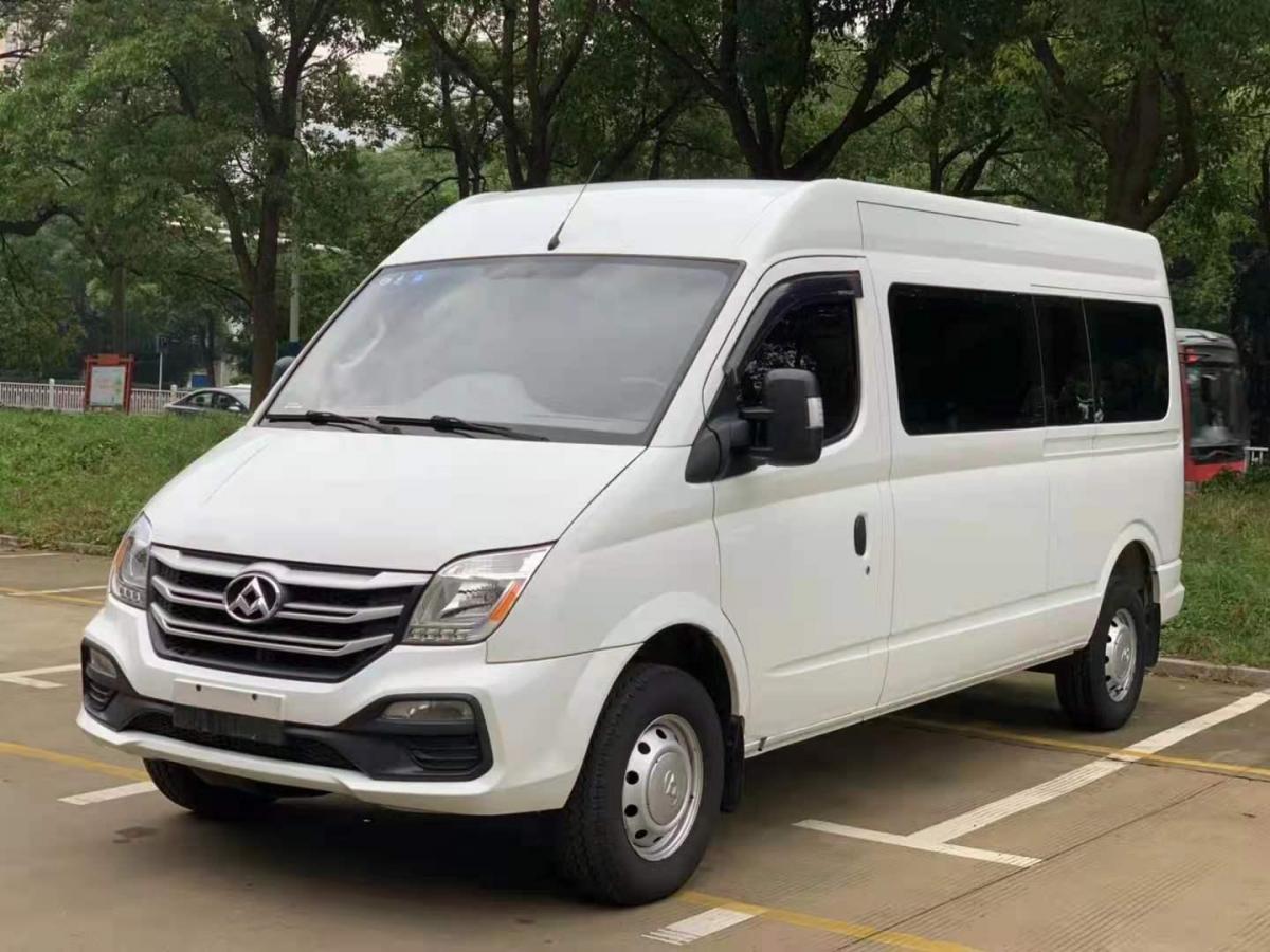 上汽大通 v80 2019款 2.5t经典款amt傲运通改款长轴高顶7座图片