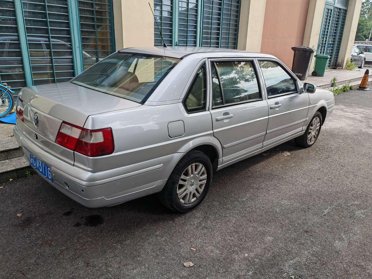 【上海】2007年6月 大众 桑塔纳志俊 2007款 2.0 mt 豪华型 手动挡