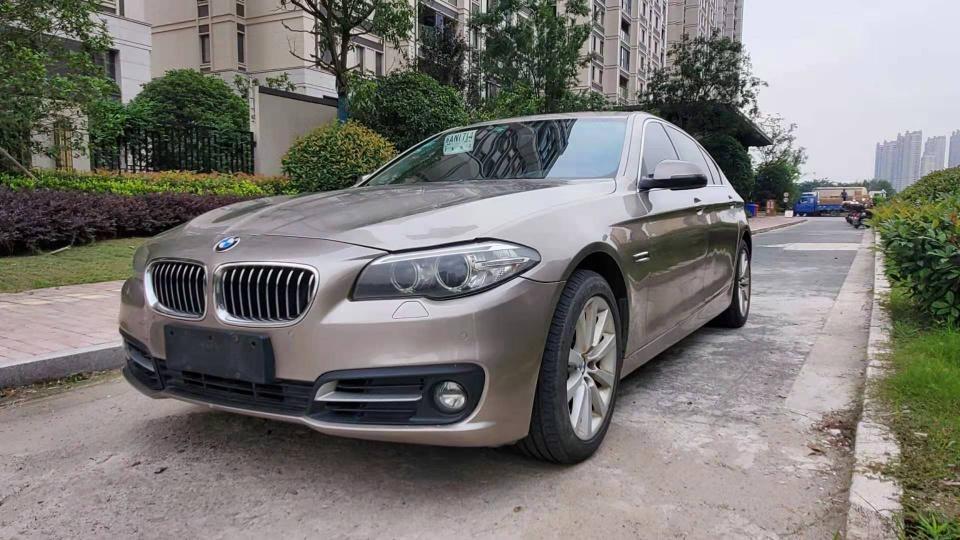 【扬州】2014年6月 宝马 宝马5系 2014款 530li 豪华设计套装 手自