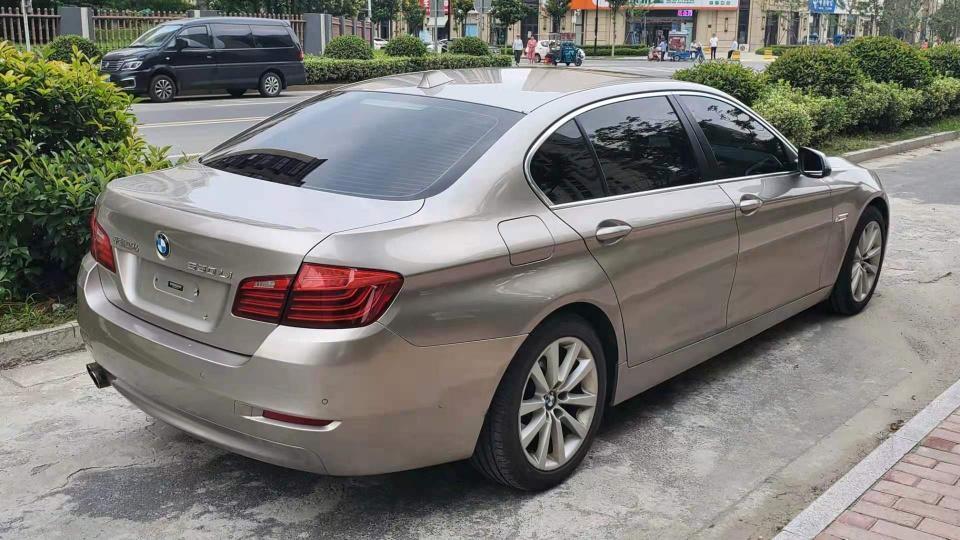【扬州】2014年6月 宝马 宝马5系 2014款 530li 豪华设计套装 手自