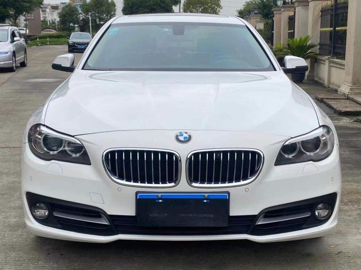 台州2014年10月宝马宝马5系2014款525li豪华设计套装白色手自一体