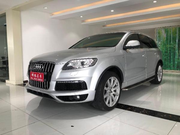 奥迪 奥迪Q7  2014款 Q7 35TFSI quattro 专享型