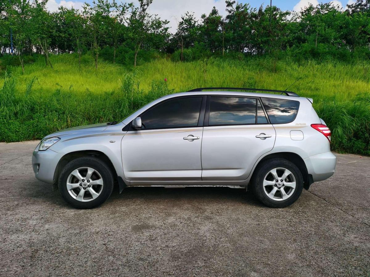 【柳州】2009年7月 丰田rav4荣放 2009款 2.0l 自动豪华版 自动档