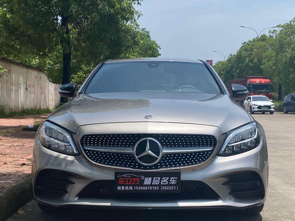 金华2019年6月奔驰奔驰c级2019款改款c260l运动版香槟色手自一体