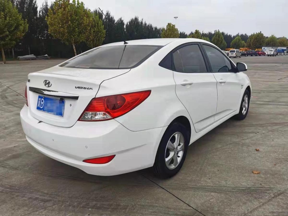 【唐山】2012年6月 现代 瑞纳 2010款 三厢 1.4l 自动时尚型gt 自动档