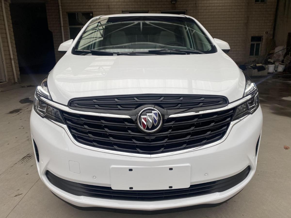 济南2021年11月别克gl82022款陆上公务舱652t智慧尊贵型白色自动档