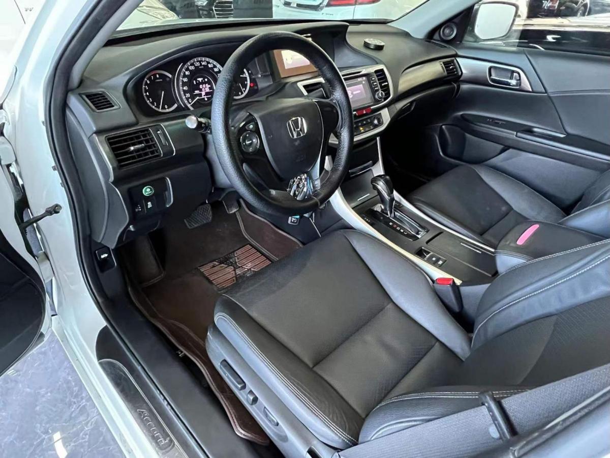 本田 雅阁  2015款 2.0l lxs  精英版图片