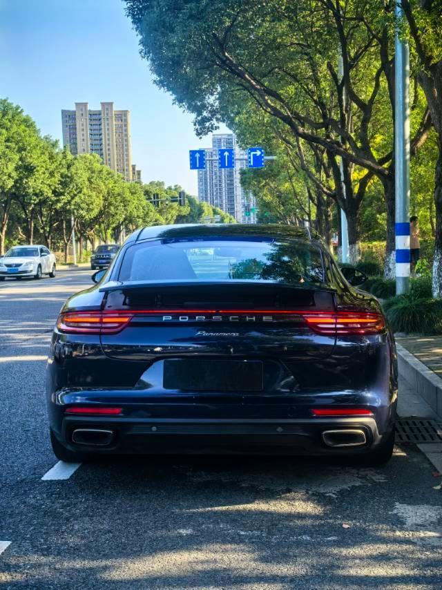 保時(shí)捷 Panamera  2017款 Panamera 4 行政加長版 3.0T圖片