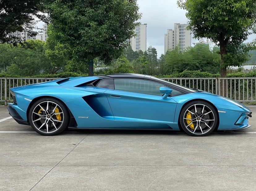 蘭博基尼 Aventador  2018款 Aventador S Roadster圖片