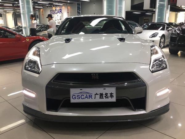 日产 GT-R  2015款 3.8T动感酷黑内饰版