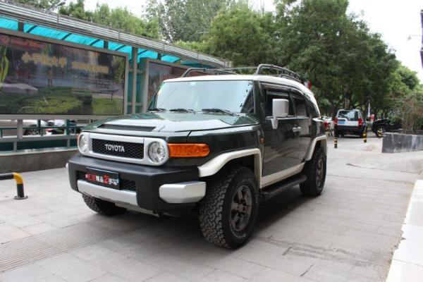 丰田 FJ 酷路泽  2011款 4.0L