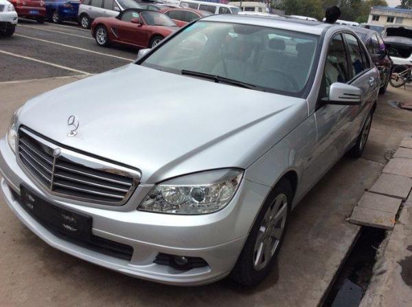 金华2010年11月奔驰奔驰c级2010款奔驰c级c180k经典型银灰手自一体