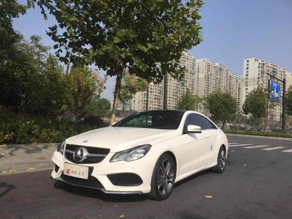 奔驰 奔驰E级  2016款 E200 Coupe 2.0T 灵动版