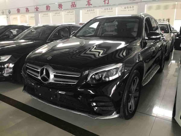 奔驰 奔驰GLC  2017款 GLC300 2.0T 4MATIC 动感型