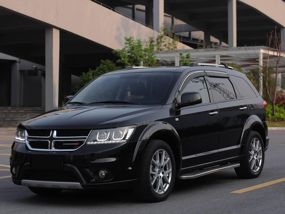 【苏州】2014年1月 道奇 酷威 2013款 2.4l 智尚版 两驱 黑色 自动档