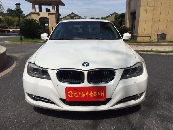 宝马 宝马3系  2011款 320i 2.0L 豪华型