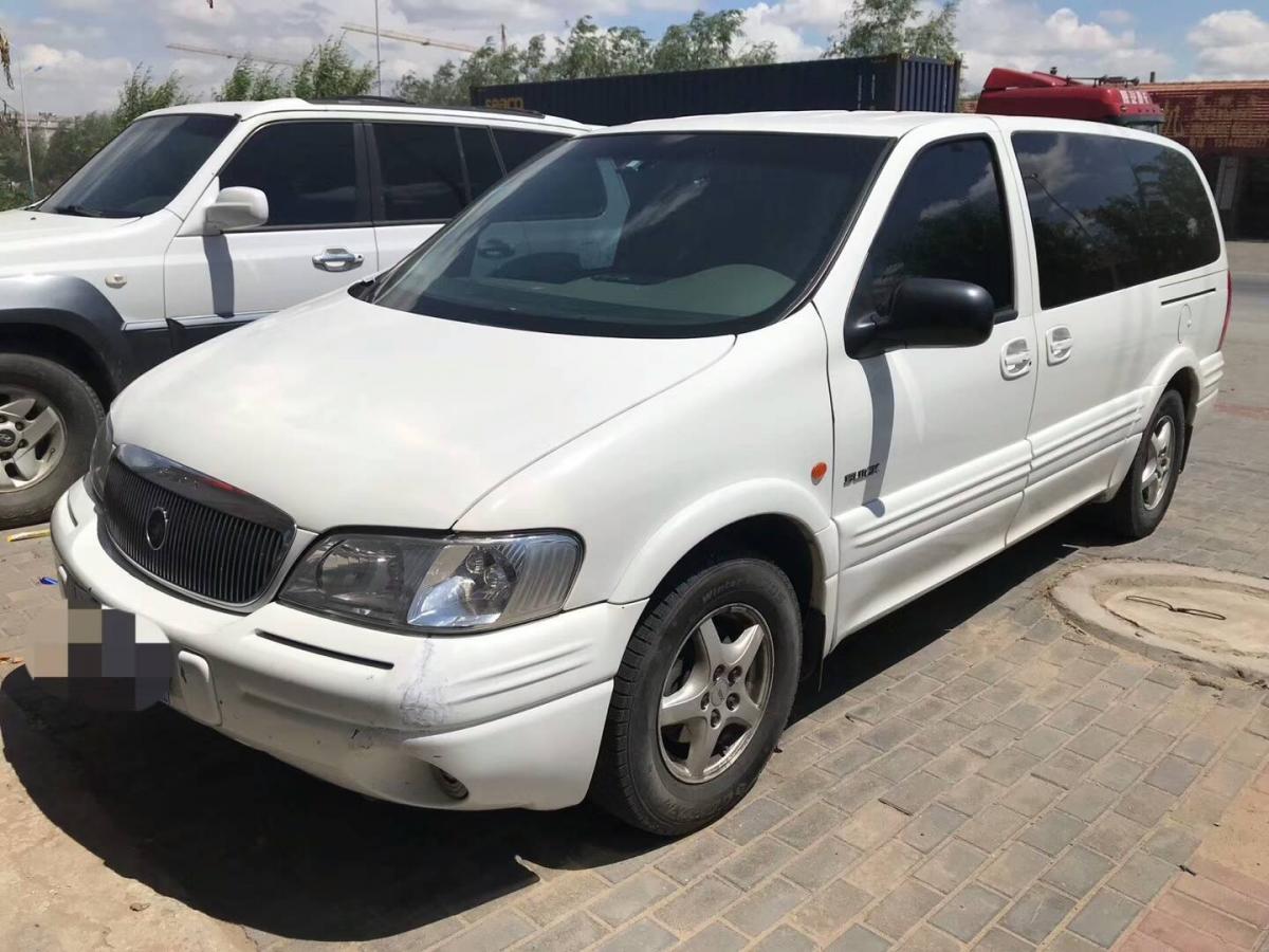 通辽2001年01月别克gl8