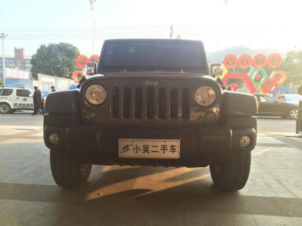 Jeep 牧马人  2014款 3.0L 四门