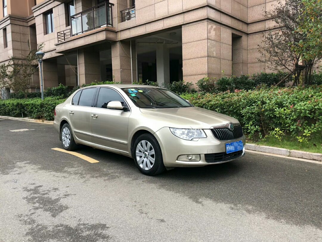 【南平】2014年3月 斯柯达 昊锐 2012款 1.8tsi 自动优雅版 自动档