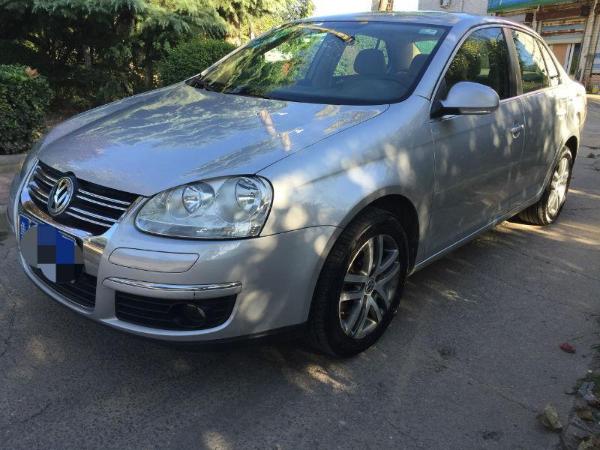 【济南】2007年9月 大众 速腾 1.8t 舒适真皮版 银灰 手自一体