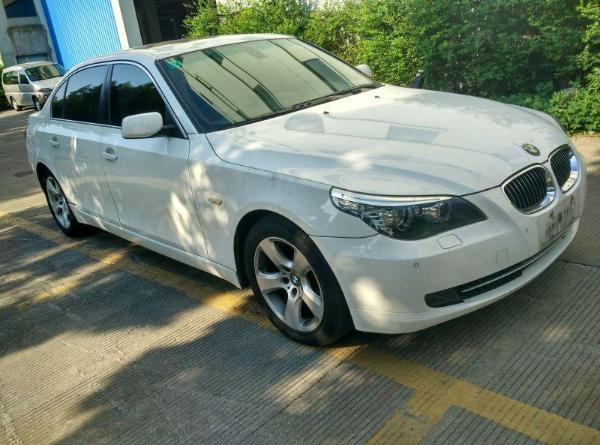 【宁波】2008年9月 宝马 宝马5系 523li 2.5 领先型 白色 自动档