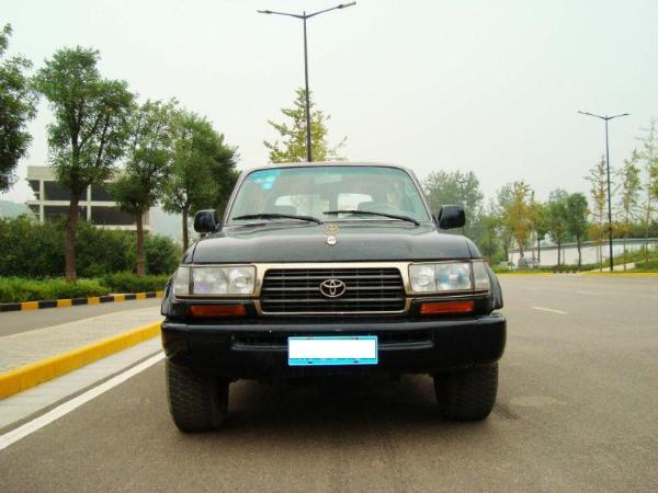 1998年8月丰田 陆地巡洋舰 2003款 4.5 gx-r