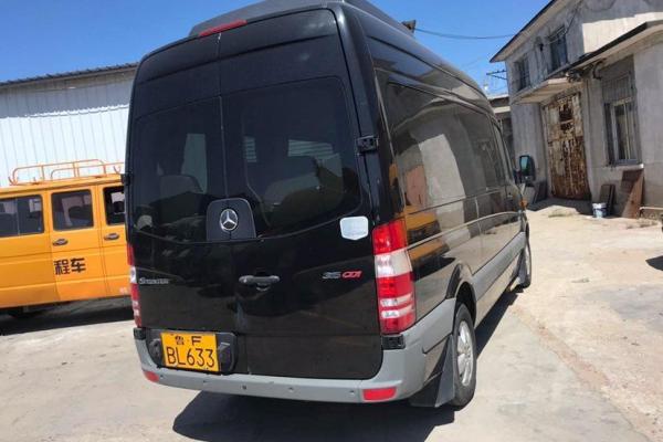 13 年奔驰凌特中型客车