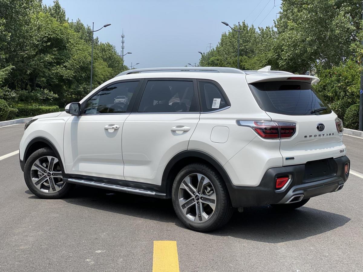 起亚智跑2020款图片及报价(起亚智跑2020款图片及报价14t)