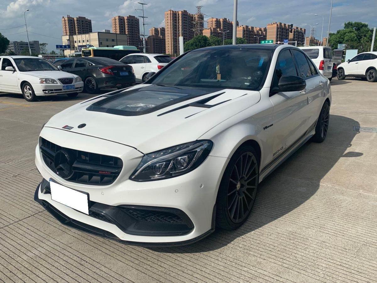 奔驰 奔驰c级amg  2017款 amg c 63 白色 自动档  关注￥68万宁波泛洋