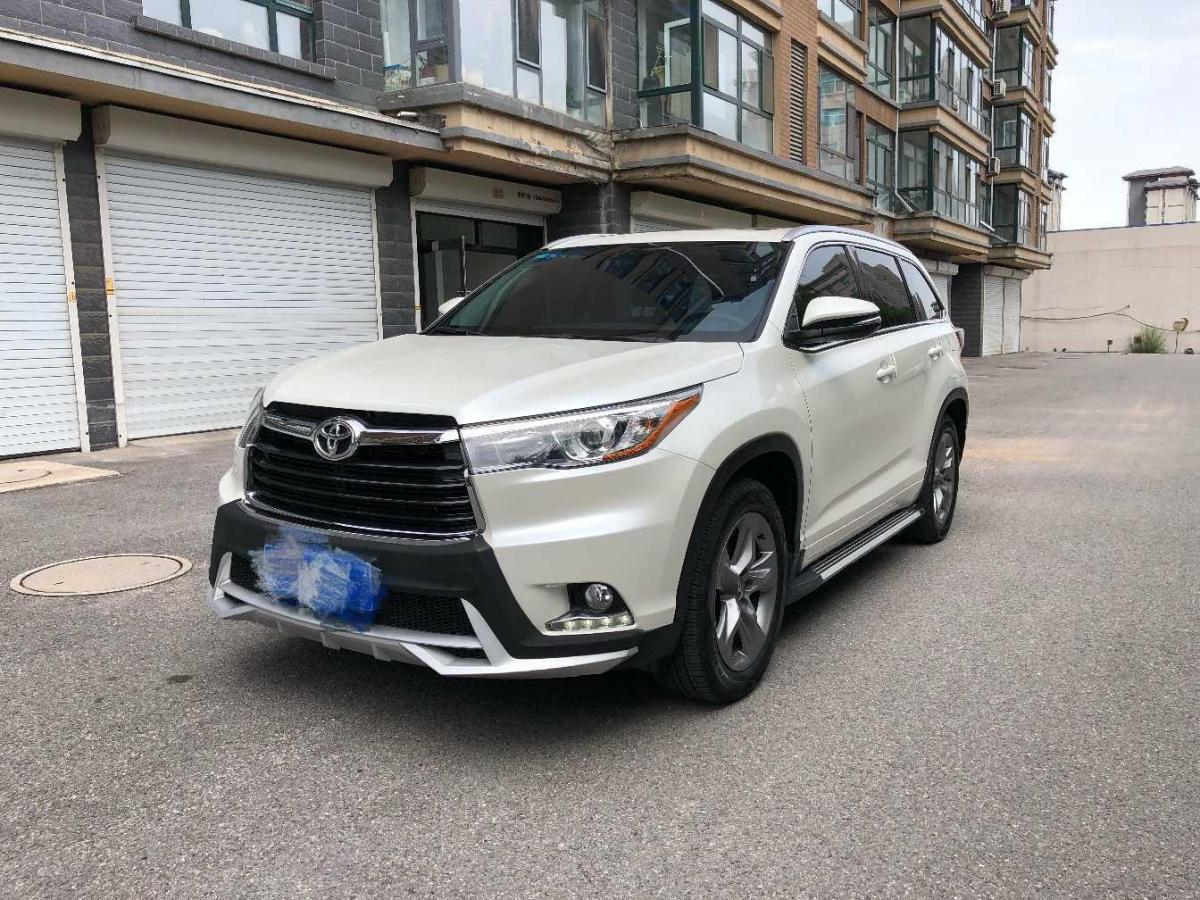 白山2017年6月丰田汉兰达2017款20t四驱豪华版7座白色手自一体