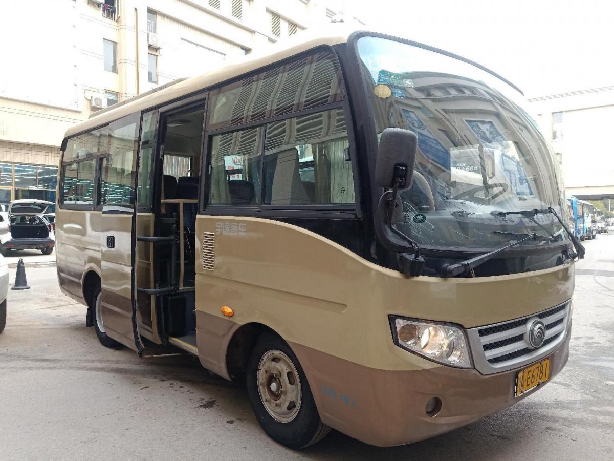 宇通客车 宇通cl6 2.8t标准型14座图片