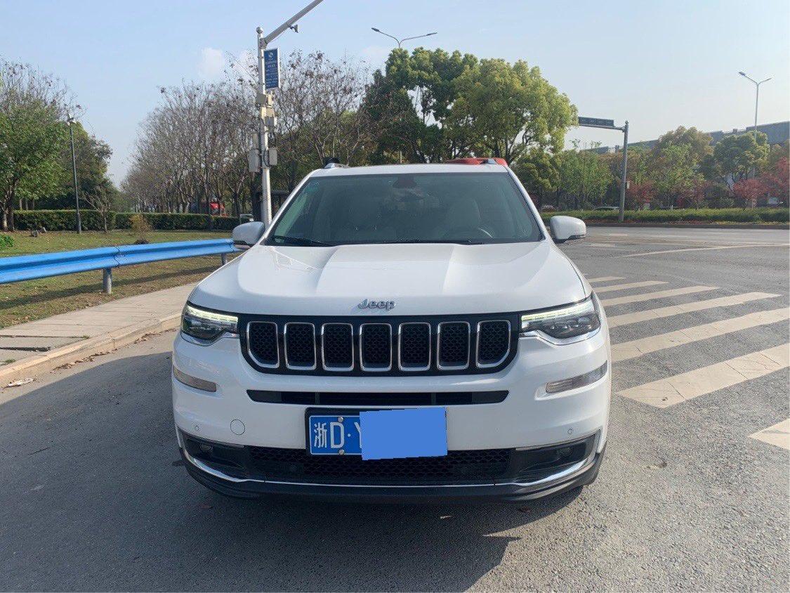 绍兴2018年8月jeep大指挥官2018款20t两驱进享版白色手自一体