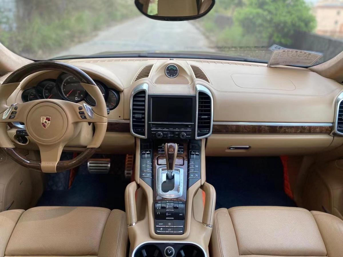 【拉萨】2011年6月 保时捷 cayenne 2011款 cayenne turbo 4.